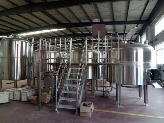 ποιότητας  Auto Control Stainless Steel Brewing Equipment Brewhouse System For Brewpub εργοστάσιο