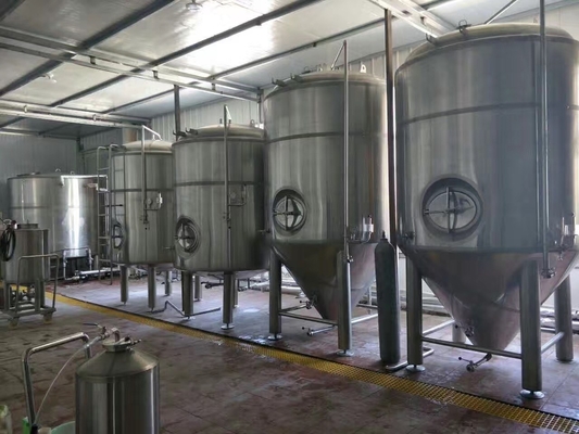 Διευθετήσιμη τάση εξοπλισμού 3000l 5000l παρασκευής μπύρας μεγάλων κλιμάκων βιομηχανική