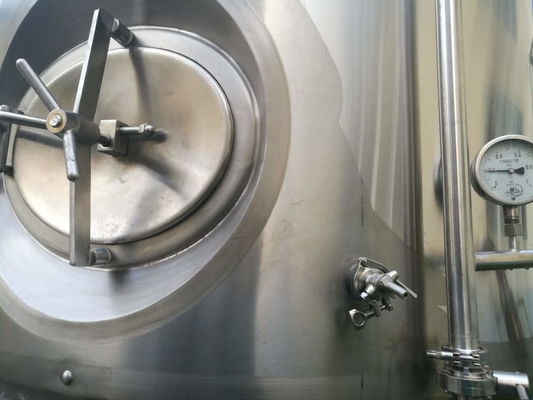 Υπέρ δεξαμενή τέσσερα ζύμωσης εξοπλισμού 10BBL παρασκευής μπύρας ανοξείδωτου πόδια